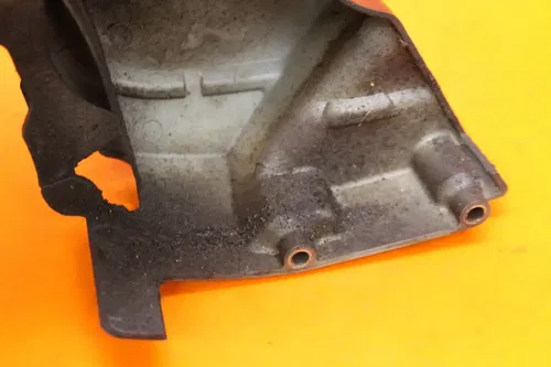 01-05 YAMAHA FZ1 OEM ENGINE SPROCKET COVER