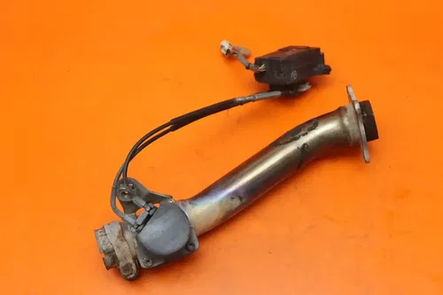 2004 SUZUKI GSXR 1000 OEM TITANIUM EXHAUST MIDPIPE WITH SERVO