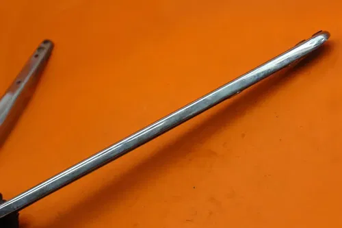 2007 HARLEY-DAVIDSON SOFTAIL DELUXE FLSTN REAR FENDER STRUT