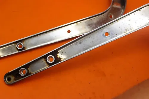 2007 HARLEY-DAVIDSON SOFTAIL DELUXE FLSTN REAR FENDER STRUT