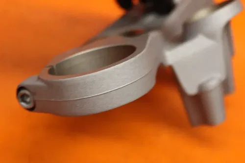【タイムセール！】 07-08 KAWASAKI NINJA ZX6R OEM FORKS UPPER TRIPLE TREE CLAMP ウォーキング・ランニングウェア