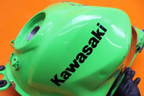 2020-2022 KAWASAKI NINJA 650 GAS TANK FUEL CELL PETROL RESERVOIR