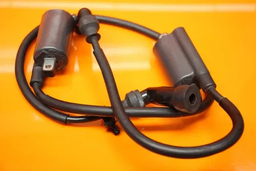 2014-2019 SUZUKI M109R VZR1800 OEM IGNITION COILS FRONT & REAR GENUINE STOCK