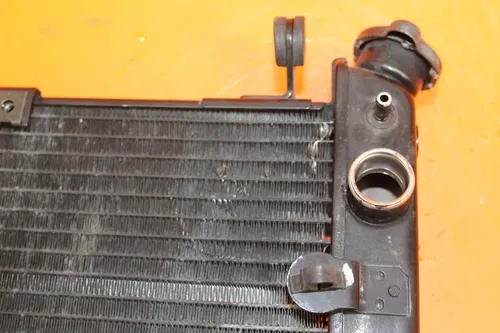 2002 2003 YAMAHA YZF R1 OEM STRAIGHT ENGINE RADIATOR MOTOR COOLER COOLING