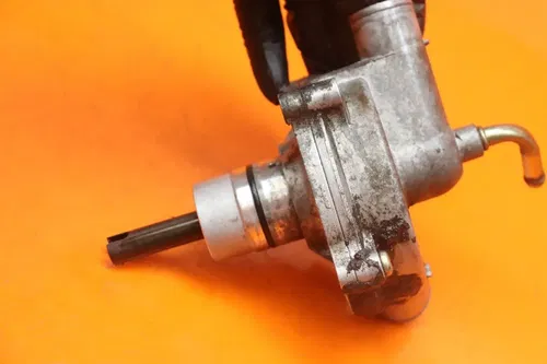 99-07 SUZUKI HAYABUSA OEM ENGINE WATER COOLANT PUMP