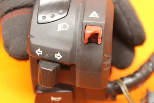 08-09 SUZUKI GSXR600 750 LEFT CLIP ON HANDLE HORN SIGNALS SWITCH SWITCHES
