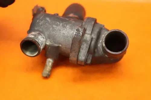 03-05 SUZUKI SV1000 OEM THERMOSTAT W HOUSING ASSEMBLY