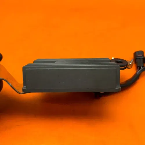 MINT 21-24 SUZUKI GSXR 600 750 OEM RECTIFIER VOLTAGE REGULATOR GENUINE