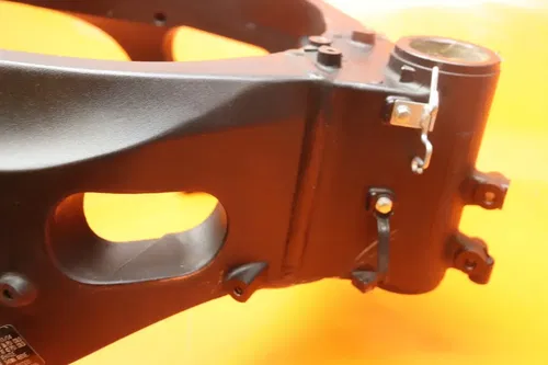 12-15 2015 SUZUKI GSXR 1000 OEM STRAIGHT FRAME CHASSIS RACE/STUNT ONLY