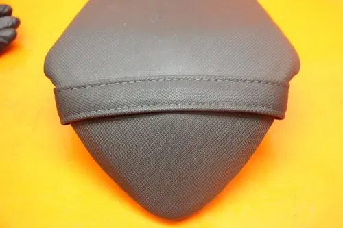 18-23 KAWASAKI NINJA 400 OEM REAR BACK PASSENGER TANDEM SEAT PAD SADDLE PILLION