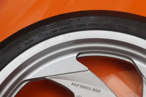 2011 SUZUKI BOULEVARD OEM FRONT WHEEL RIM W TIRE
