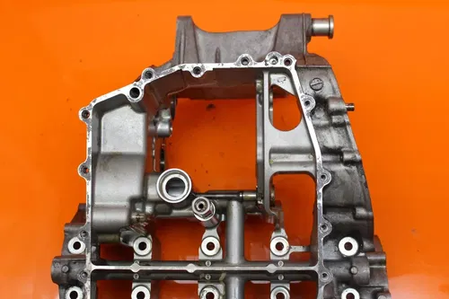2013-2018 KAWASAKI NINJA ZX6R OEM LOWER ENGINE BOTTOM CRANKCASE CRANK CASES