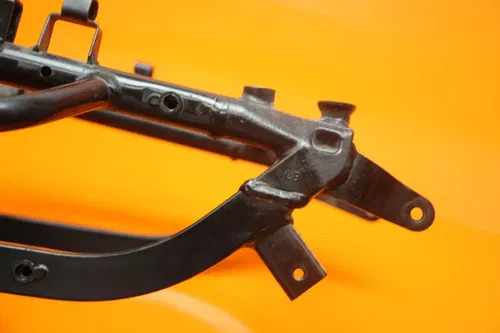99-07 SUZUKI GSXR1300R BUSA OEM STRAIGHT REAR SUBFRAME BACK SUB FRAME