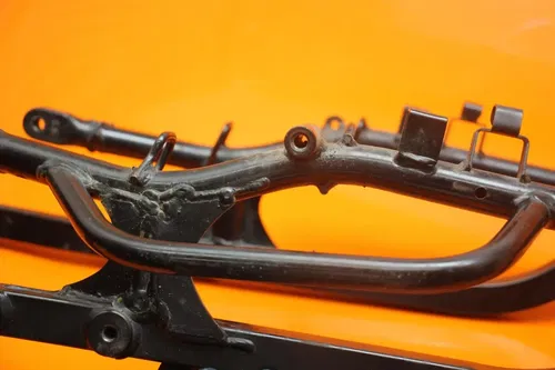 99-07 SUZUKI GSXR1300R BUSA OEM STRAIGHT REAR SUBFRAME BACK SUB FRAME