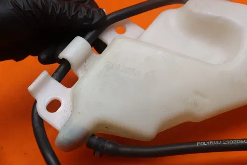 2013-2016 TRIUMPH DAYTONA 675 OEM COOLANT WATER TANK RESERVOIR BOTTLE