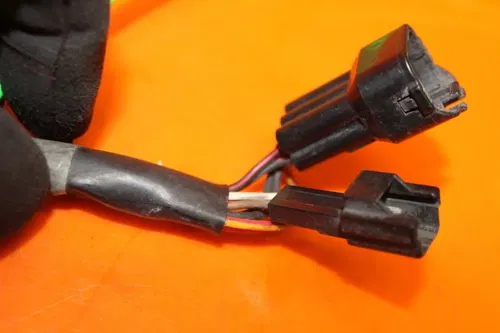 04-15 KAWASAKI NINJA ZX10R OEM RIGHT CLIP ON HANDLEBAR W SWITCHES