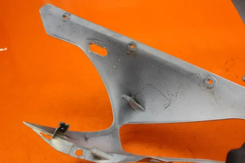 04 05 06 YAMAHA YZF R1 ZXMT FRONT UPPER NOSE FAIRING COWL SHROUD
