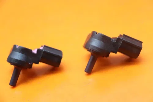 2013-2017 TRIUMPH DAYTONA 675 OEM MAP MASS AIR FLOW PRESSURE SENSOR SET