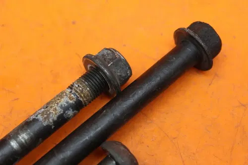 2007 YAMAHA V STAR 1300 OEM ENGINE MOUNTING BOLTS HARDWARE MOTOR SCREWS