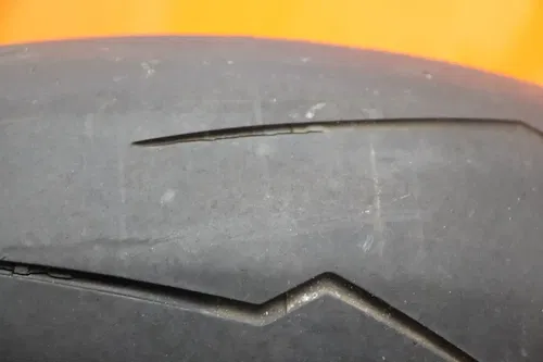 06-07 SUZUKI GSXR 600 750 OEM STRAIGHT REAR WHEEL BACK RIM W TIRE