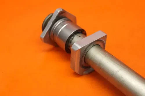 06-07 SUZUKI GSXR 600 750 OEM REAR AXLE BACK WHEEL RIM PIVOT BOLT AXEL