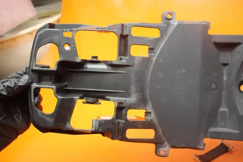11-21 SUZUKI GSXR 600 750 OEM REAR BACK TAIL UNDERTAIL BATTERY TRAY PLASTIC