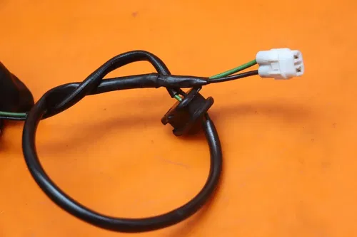 2004-2005 SUZUKI GSXR 750 OEM ENGINE MOTOR COIL PICKUP PULSE PULSER SENSOR
