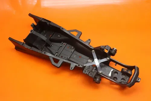 04-06 YAMAHA YZF R1 OEM STRAIGHT REAR SUBFRAME BACK SUB FRAME