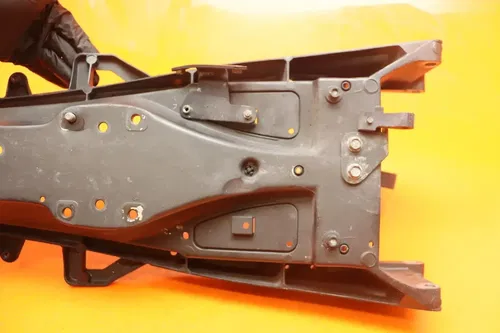 04-06 YAMAHA YZF R1 OEM STRAIGHT REAR SUBFRAME BACK SUB FRAME