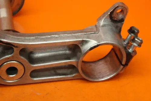 99-03 SUZUKI GSXR1300R BUSA OEM FRONT FORKS CLAMP LOWER TRIPLE TREE STEM