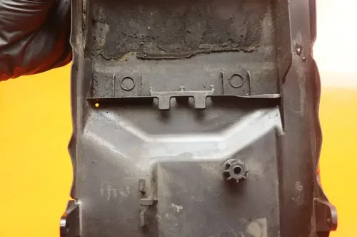 09-12 KAWASAKI NINJA ZX6R OEM REAR BACK TAIL UNDERTAIL BATTERY TRAY PLASTIC