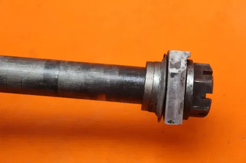 2001-2006 SUZUKI GSXR 1000 OEM STRAIGHT REAR AXLE BACK WHEEL RIM PIVOT BOLT AXEL