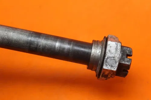 2001-2006 SUZUKI GSXR 1000 OEM STRAIGHT REAR AXLE BACK WHEEL RIM PIVOT BOLT AXEL