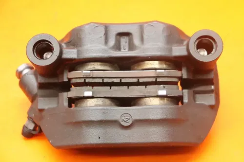 2013-2017 TRIUMPH DAYTONA 675 OEM RIGHT LEFT FRONT BRAKE CALIPER SET CALIPERS