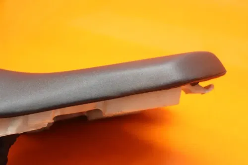 2007-2008 KAWASAKI NINJA ZX6R OEM FRONT DRIVERS SEAT PAD SADDLE PILLION