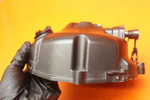 2017-2020 YAMAHA YZF R6 OEM CLUTCH SIDE ENGINE MOTOR COVER
