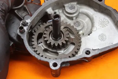 13-18 KAWASAKI NINJA ZX6R ZX636 OEM ENGINE MOTOR TIMING CHAIN COVER