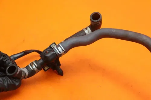 04-06 YAMAHA YZF R1 OEM AIR VALVE SOLENOID TOP ENGINE SWITCH SENSOR