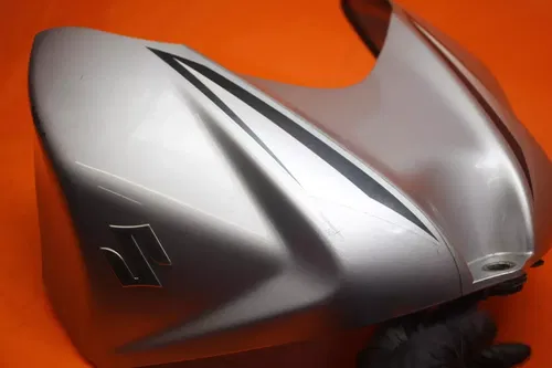 2007 2008 SUZUKI GSXR 1000 OEM FRONT GAS TANK FUEL CELL FAIRING COWL COVER TRIM