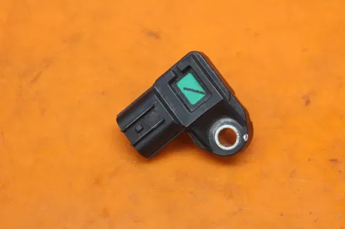 17-20 YAMAHA YZF R6 OEM MAP MASS AIR FLOW PRESSURE SENSOR