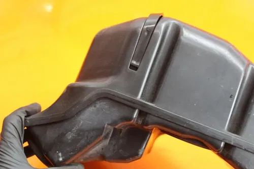 09-11 KAWASAKI NINJA 650R OEM AIRBOX AIR INTAKE FILTER BOX 11010-0156