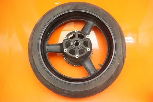 03-05 YAMAHA FZ1 STRAIGHT REAR OEM WHEEL BACK RIM W TIRE