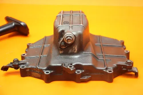 04-22 HONDA CBR1000RR OEM ENGINE MOTOR BOTTOM OIL PAN COVER 11210-MEL-000