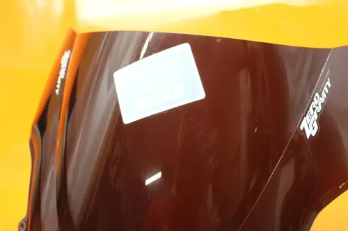 2001 2002 SUZUKI GSXR 1000 ZERO GRAVITY FRONT WINDSHIELD WINDSCREEN
