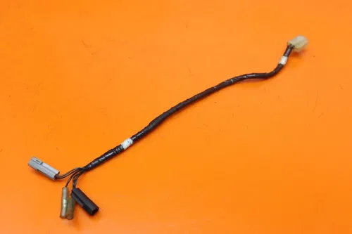 2004-2006 YAMAHA YZF R1 OEM TAIL LIGHT WIRING HARNESS MOTOR WIRE LOOM