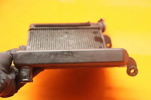 08-19 SUZUKI HAYABUSA OEM STRAIGHT ENGINE RADIATOR MOTOR COOLER COOLING RADIATER