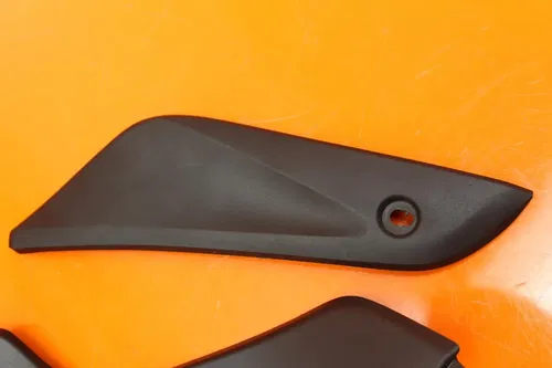 2004 2005 HONDA CBR 1000RR ZXMT RIGHT LEFT GAS FUEL TANK PANELS COVERS TRIM SET