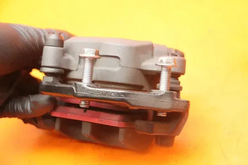 2017-225 KAWASAKI NINJA 650 OEM RIGHT LEFT FRONT BRAKE CALIPER SET PAIR CALIPERS