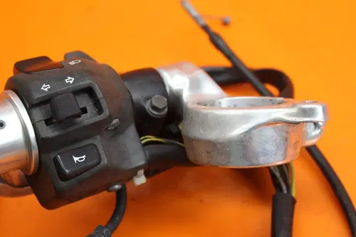 97-00 SUZUKI GSXR600 OEM LEFT CLIP ON HANDLEBAR W SWITCHES 37400-33E31