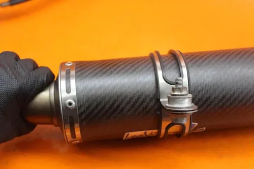 2007 2008 SUZUKI GSXR 1000 LEO VINCE EXHAUST PIPE MUFFLER SLIP ON CAN SILENCERS